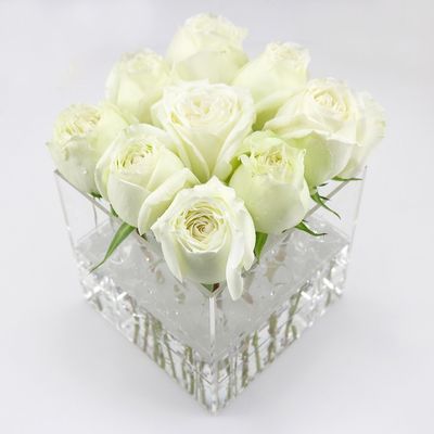 0.5mm Thick Acrylic Flower Box With Holes For Valentine'S Day Wedding Gift